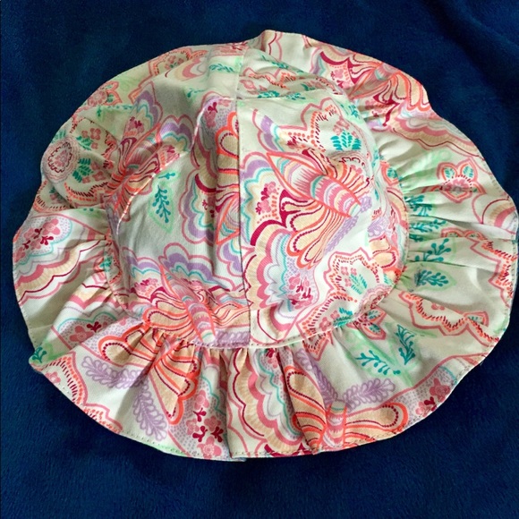 Baby Girls Reversible Ruffle Chambray Bucket Hat - Picture 2 of 3